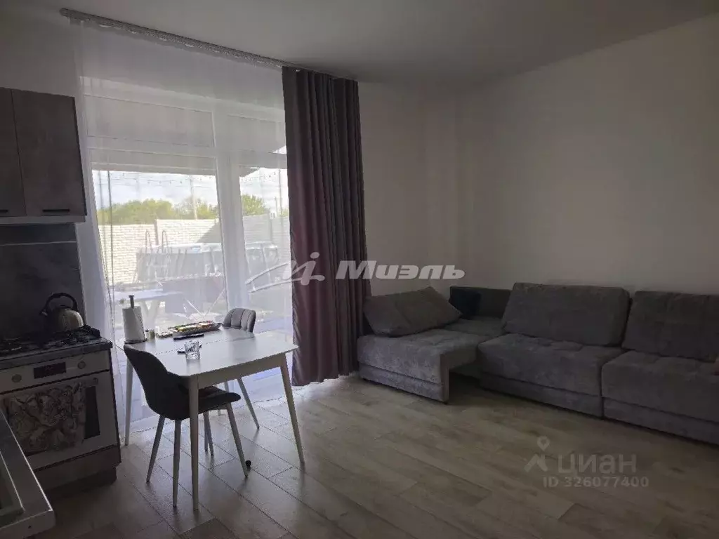 Дом в Крым, Симферопольский район, с. Урожайное ул. Цветочная (75 м) - Фото 1