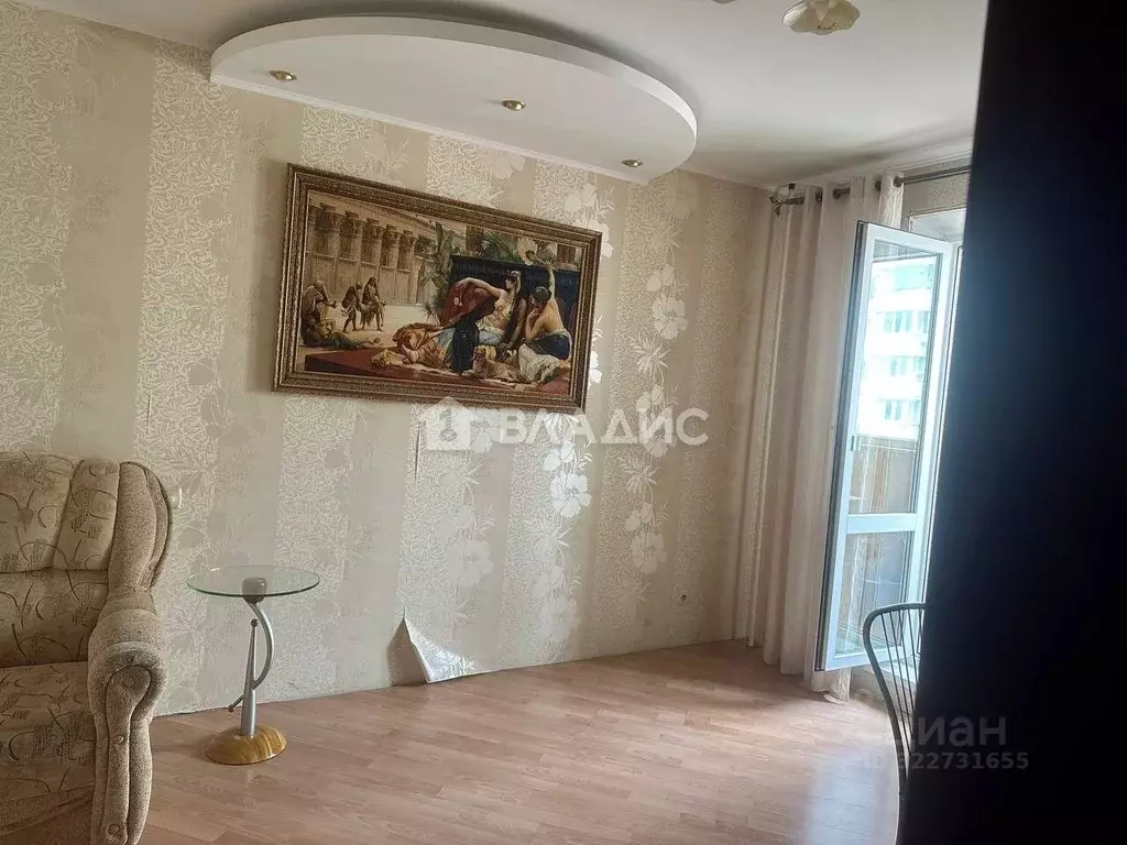 3-к кв. Белгородская область, Белгород ул. Есенина, 36 (70.4 м) - Фото 2