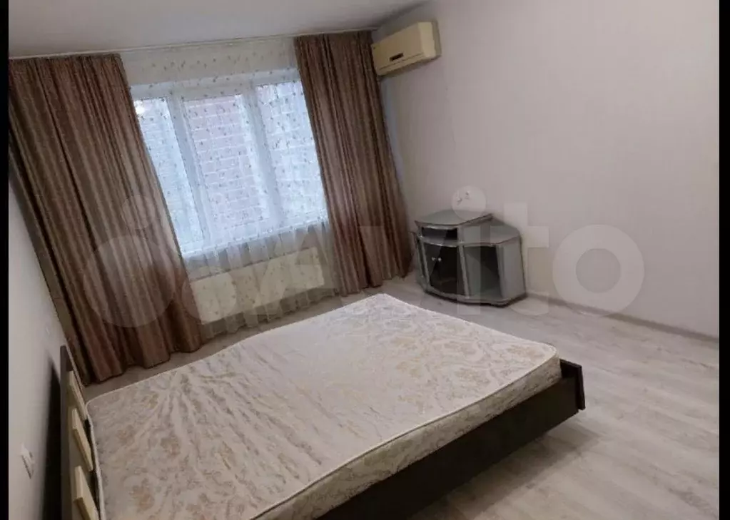 1-к. квартира, 40 м, 8/16 эт. - Фото 1