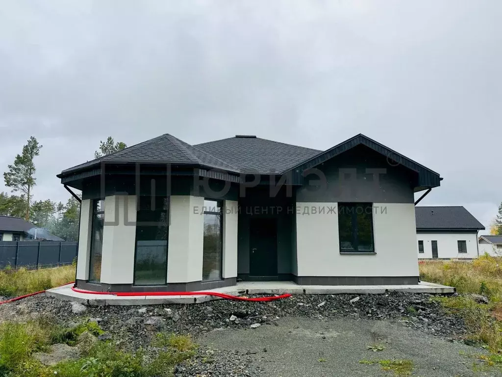 Дом в Свердловская область, Екатеринбург ИЖС Парк Тихое место кп, 15 ... - Фото 1