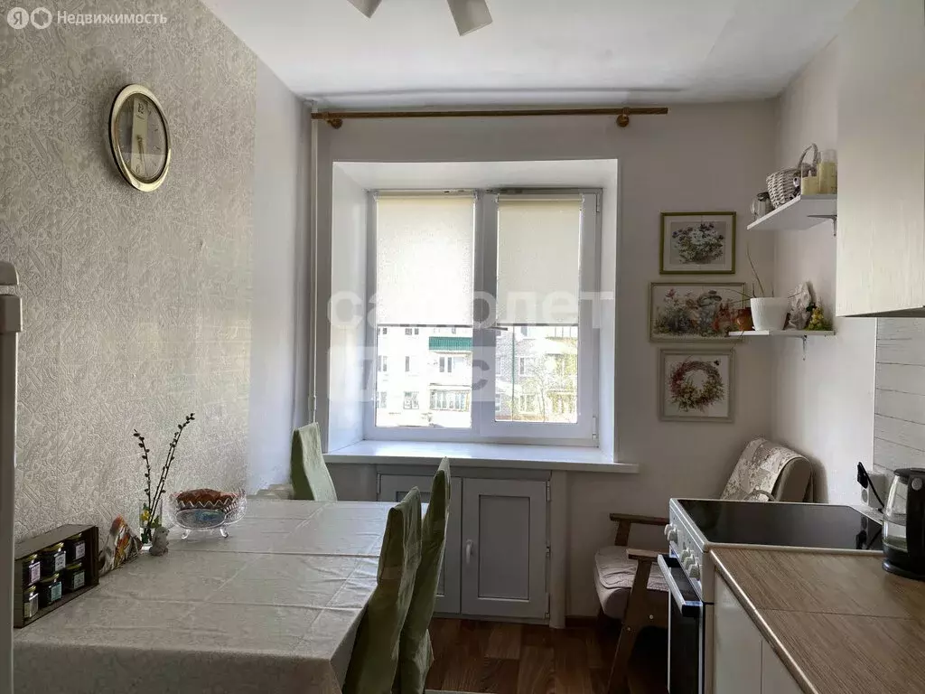 3-комнатная квартира: Заводоуковск, улица Мелиораторов, 15А (57 м) - Фото 1