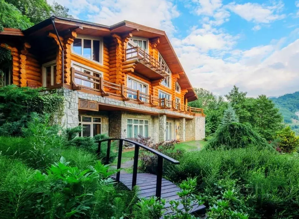 Дом в Краснодарский край, Сочи Красная Поляна пгт, ул. Дальняя, 65 ... - Фото 1