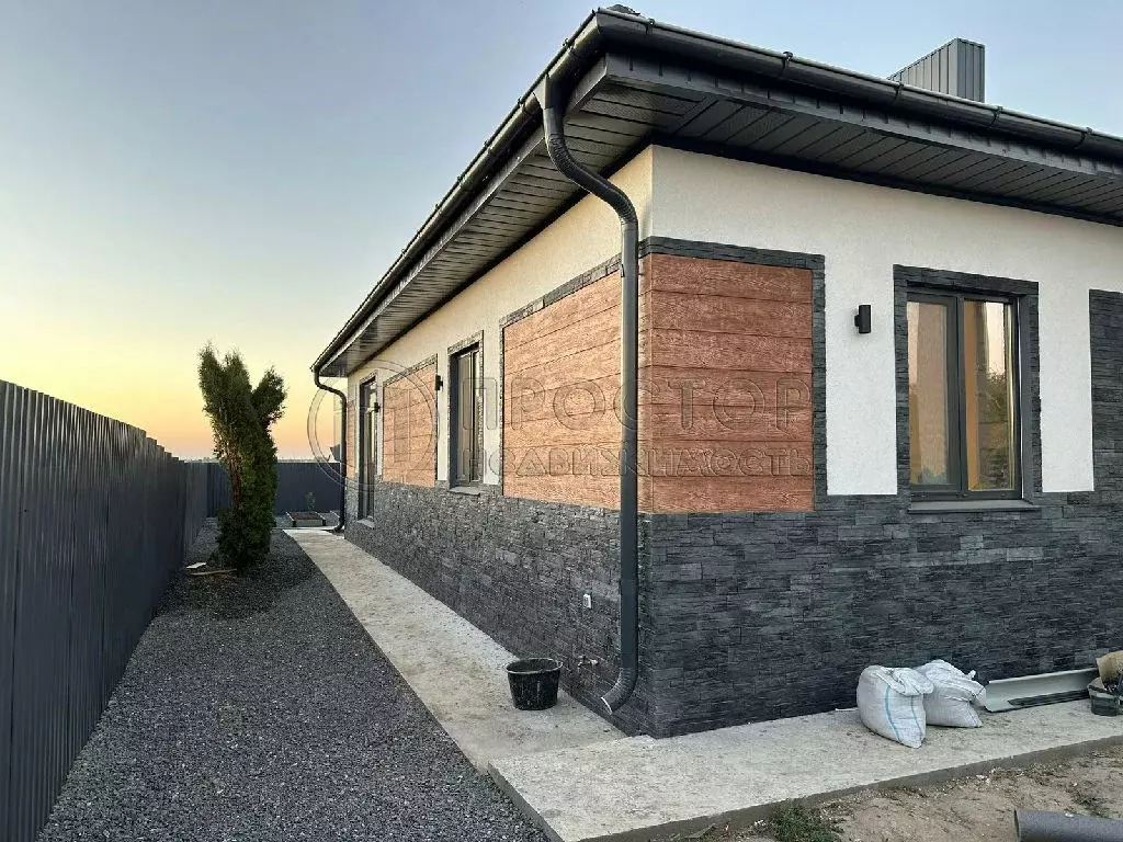 Продается дом в пгт Быково - Фото 1