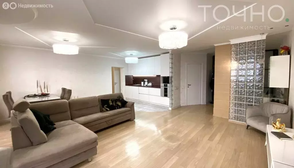 3-комнатная квартира: Пенза, улица Кулакова, 2 (130 м) - Фото 1