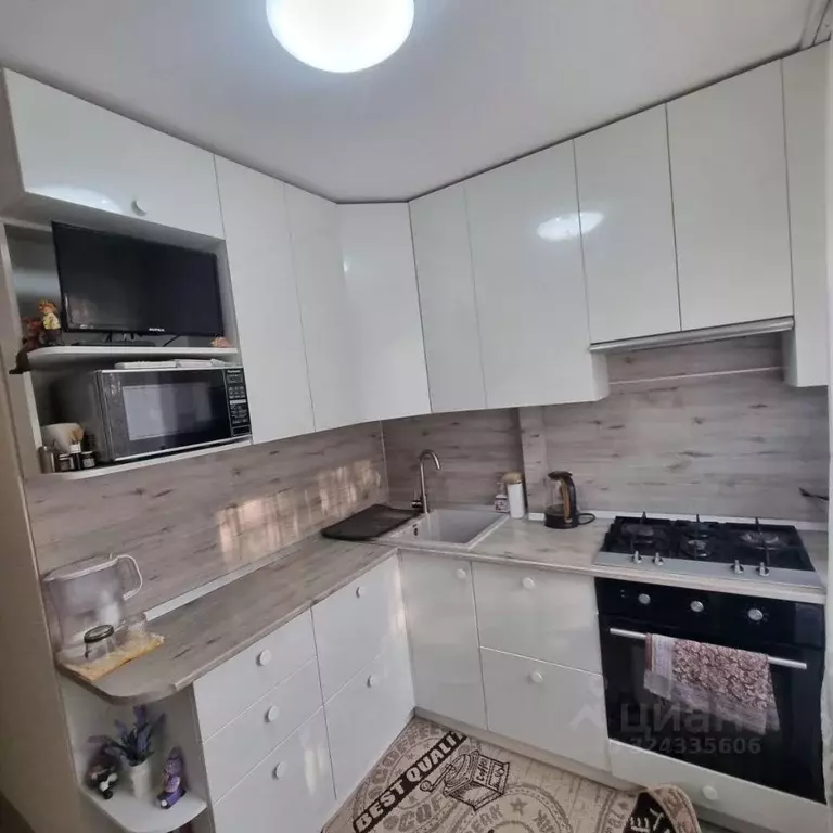 3-к кв. Краснодарский край, Ейск Октябрьская ул., 199 (58.2 м) - Фото 1