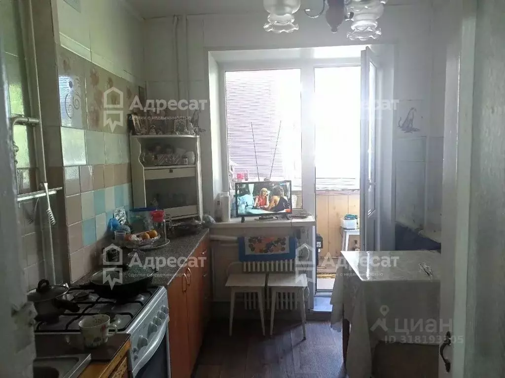 1-к кв. Волгоградская область, Светлый Яр рп, 1-й мкр 32 (35.2 м) - Фото 1