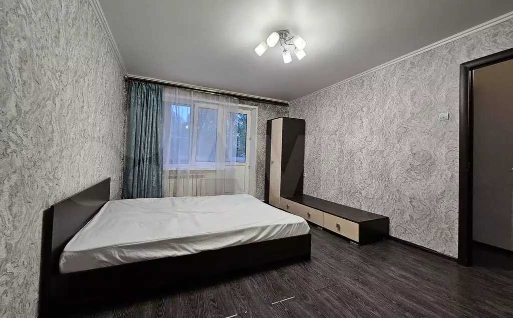 1-к. квартира, 30 м, 5/5 эт. - Фото 0