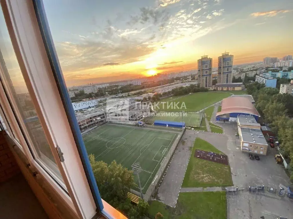 Продается 3-комнатная квартира - Фото 1