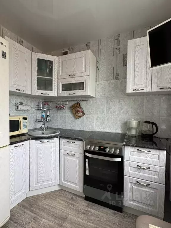 2-к кв. Волгоградская область, Волжский бул. Профсоюзов, 13а (41.1 м) - Фото 0
