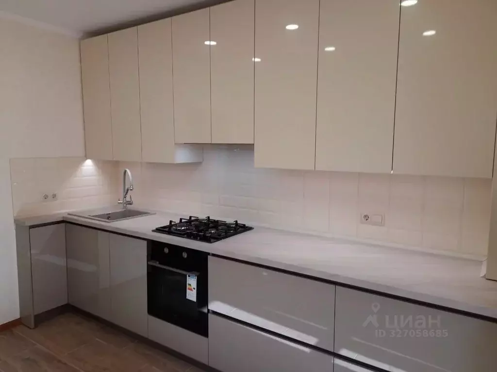 1-к кв. Калининградская область, Калининград ул. Кипарисовая (46.5 м) - Фото 1