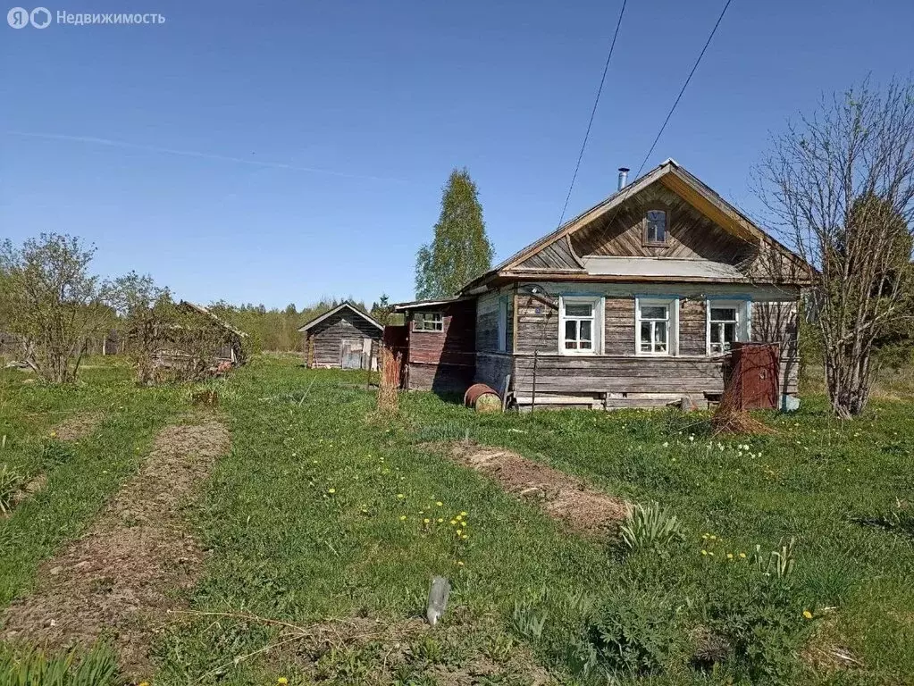 Дом в Вологодская область, Кадуйский муниципальный округ, деревня ... - Фото 1