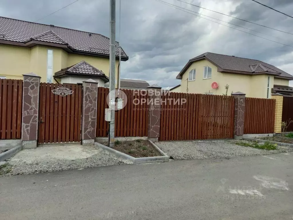 Дом в Свердловская область, Белоярский муниципальный округ, пос. ... - Фото 1