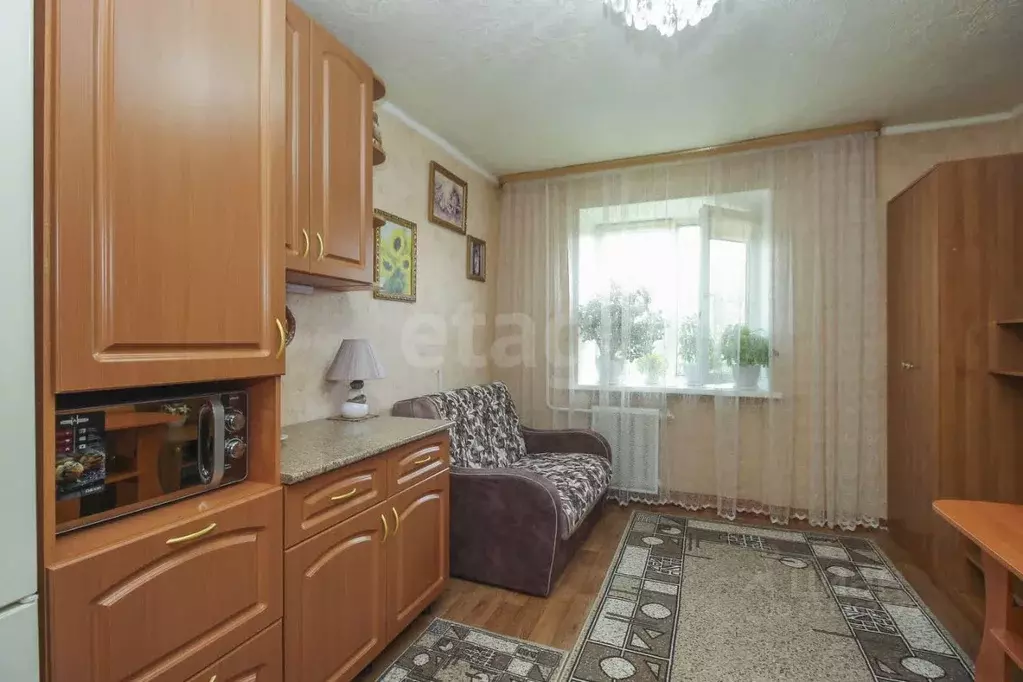 Комната Омская область, Омск Семиреченская ул., 138 (12.8 м) - Фото 1