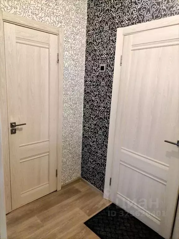 Студия Томская область, Стрежевой 4-й мкр, 416 (33.0 м) - Фото 2