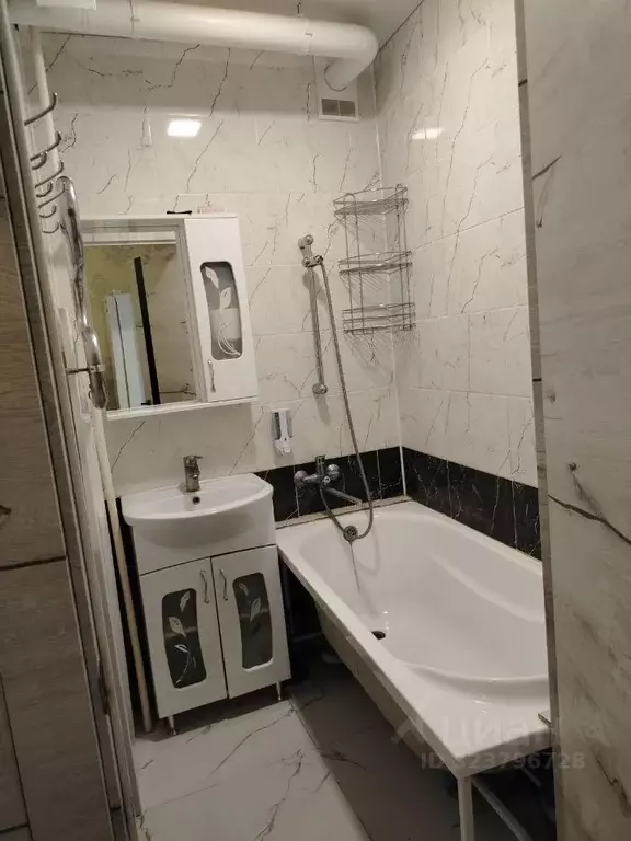 3-к кв. Самарская область, Тольятти ул. Баныкина, 26 (58.6 м) - Фото 1