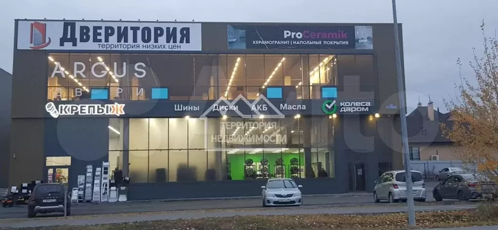 Торговая площадь в Комарово, ул.Уездная 2к1 - Фото 1