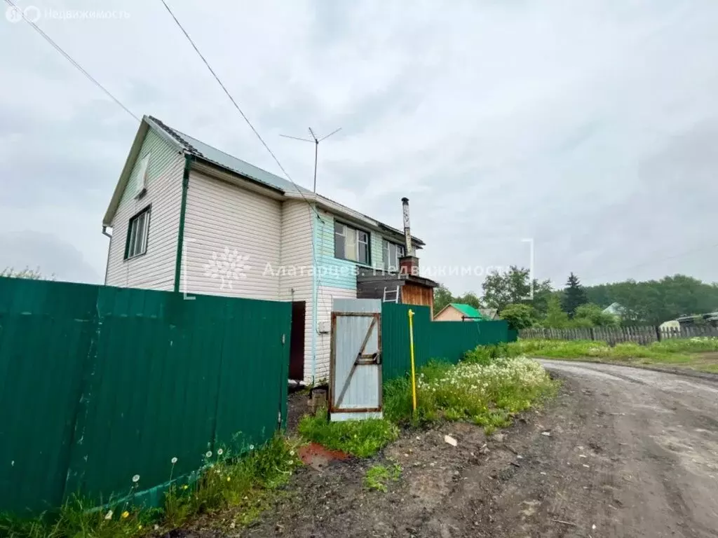 Дом в село Октябрьское, улица Кирова, 19-2 (120 м) - Фото 0