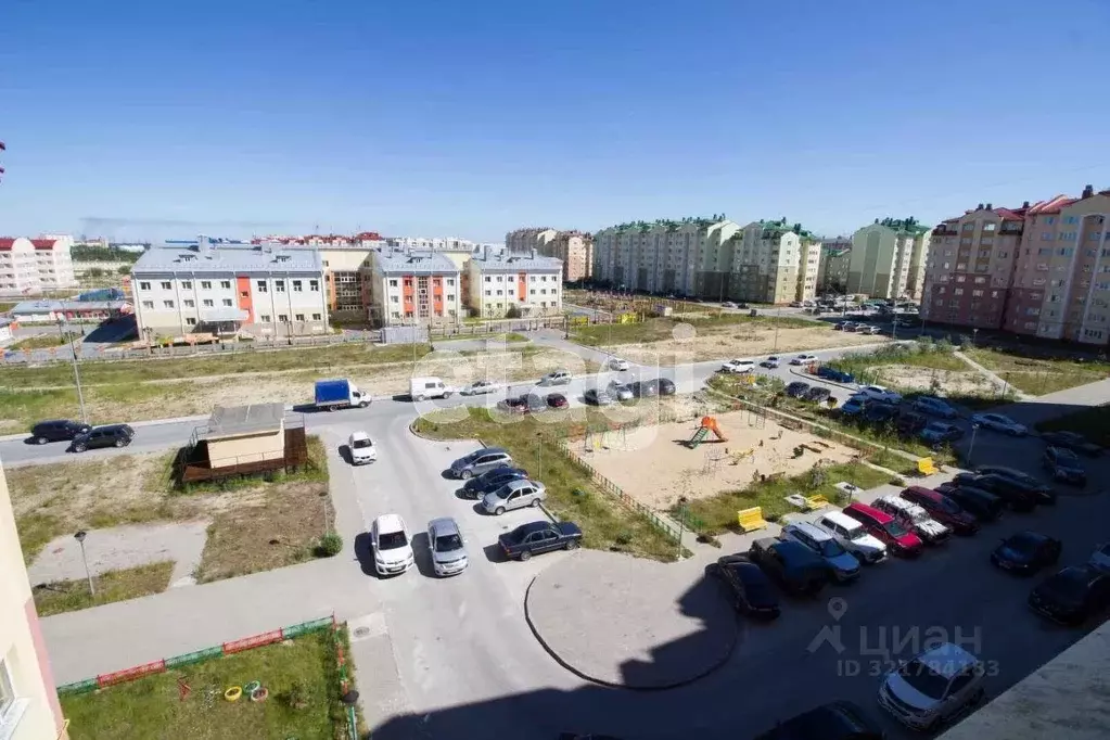 3-к кв. Ямало-Ненецкий АО, Новый Уренгой Оптимистов мкр, 4/2 (91.0 м) - Фото 2