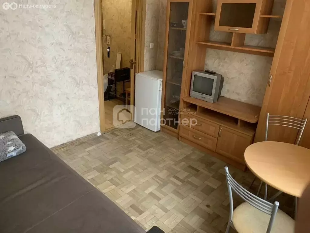 Квартира-студия: Санкт-Петербург, Свеаборгская улица, 19 (18 м) - Фото 1