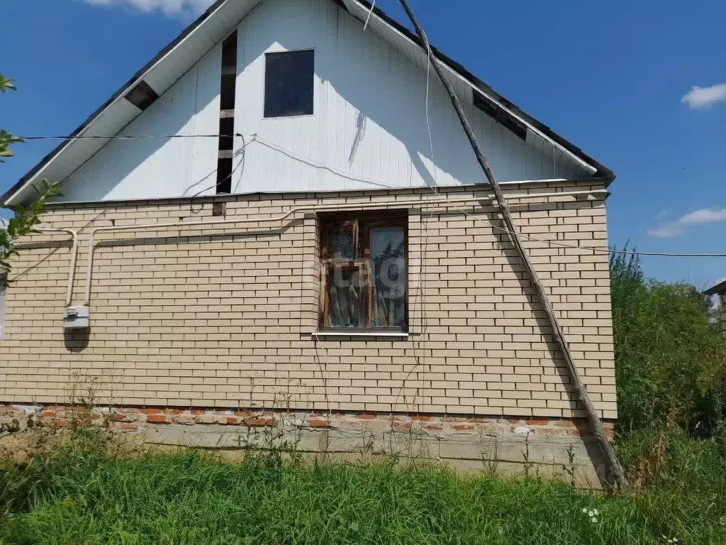 Дом в Белгородская область, Корочанский район, с. Погореловка ... - Фото 0