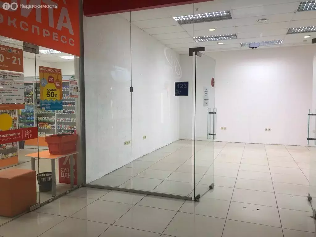 Торговая площадь (32.9 м) - Фото 1