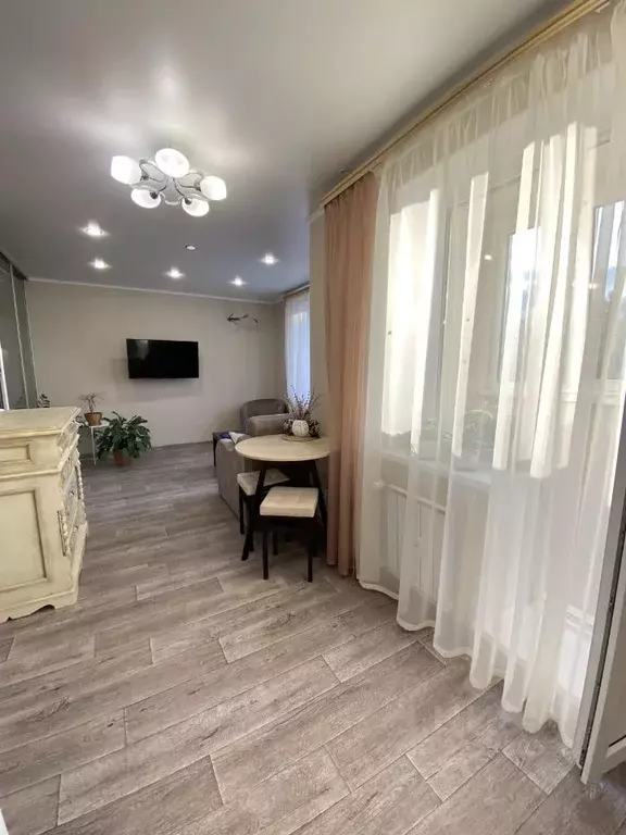 1-к кв. Саратовская область, Саратов проезд 1-й Аэродромный, 2 (35.0 ... - Фото 1