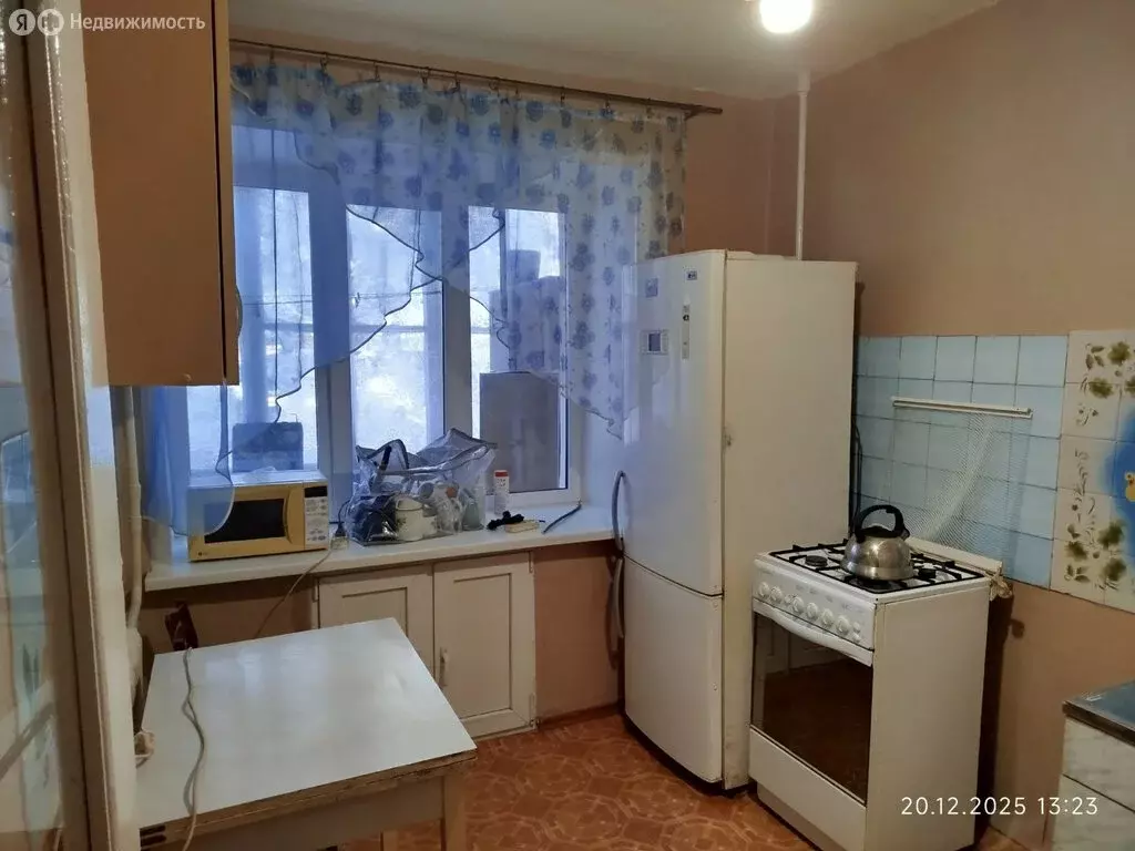 3-комнатная квартира: Губаха, проспект Свердлова, 4В (58.1 м) - Фото 1