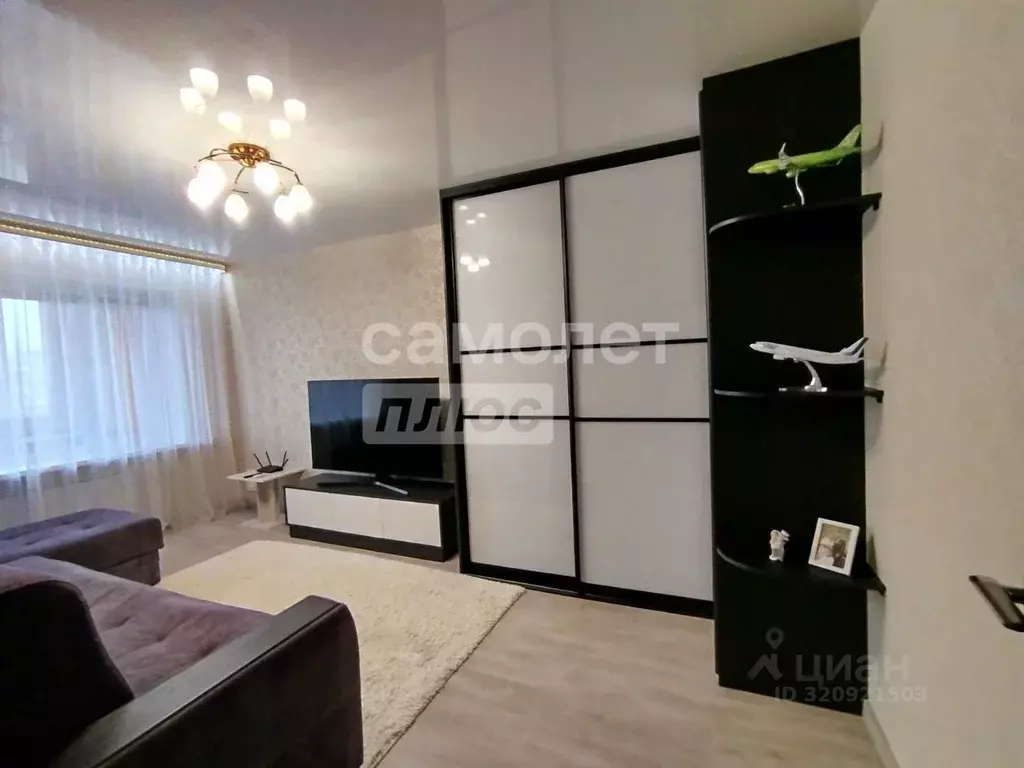 1-к кв. Ханты-Мансийский АО, Сургут Студенческая ул., 16 (30.8 м) - Фото 1