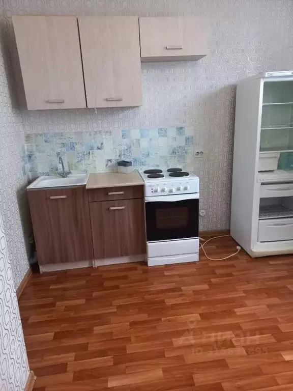 1-к кв. Курская область, Курск просп. Вячеслава Клыкова, 87 (38.0 м) - Фото 1