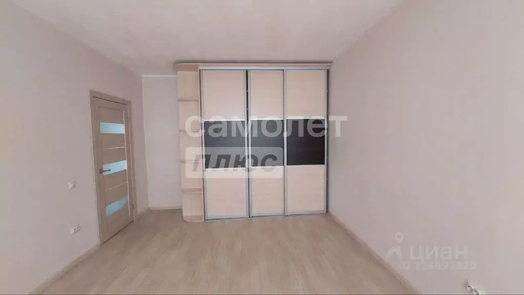 1-к кв. Омская область, Омск ул. Чернышевского, 80 (37.8 м) - Фото 1