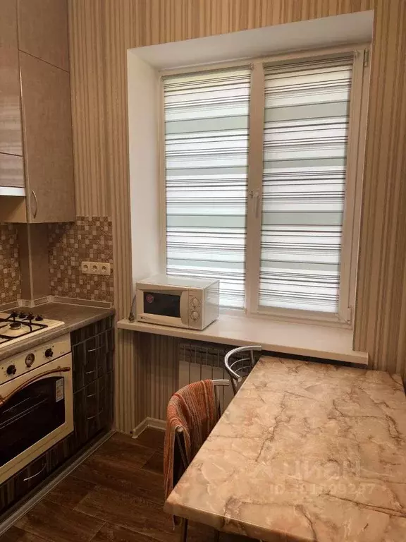 2-к кв. Крым, Симферополь ул. Желябова, 37/4 (50.0 м) - Фото 1