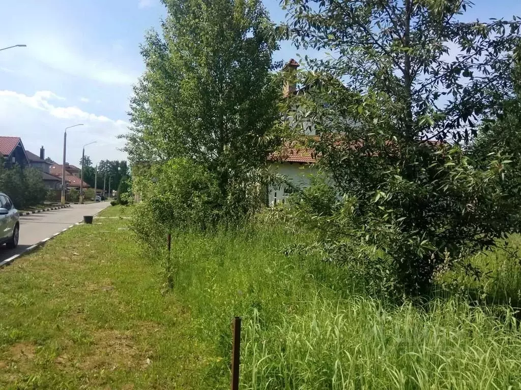 Участок в Московская область, Одинцовский городской округ, д. ... - Фото 2