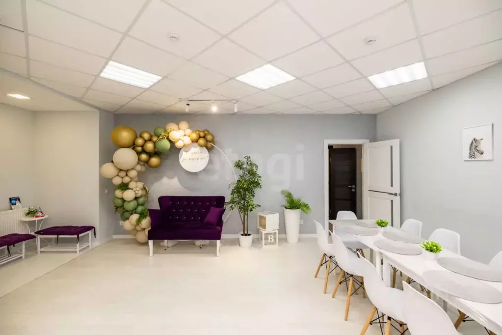 Офис в Ханты-Мансийский АО, Сургут наб. Ивана Кайдалова, 28 (74 м) - Фото 1