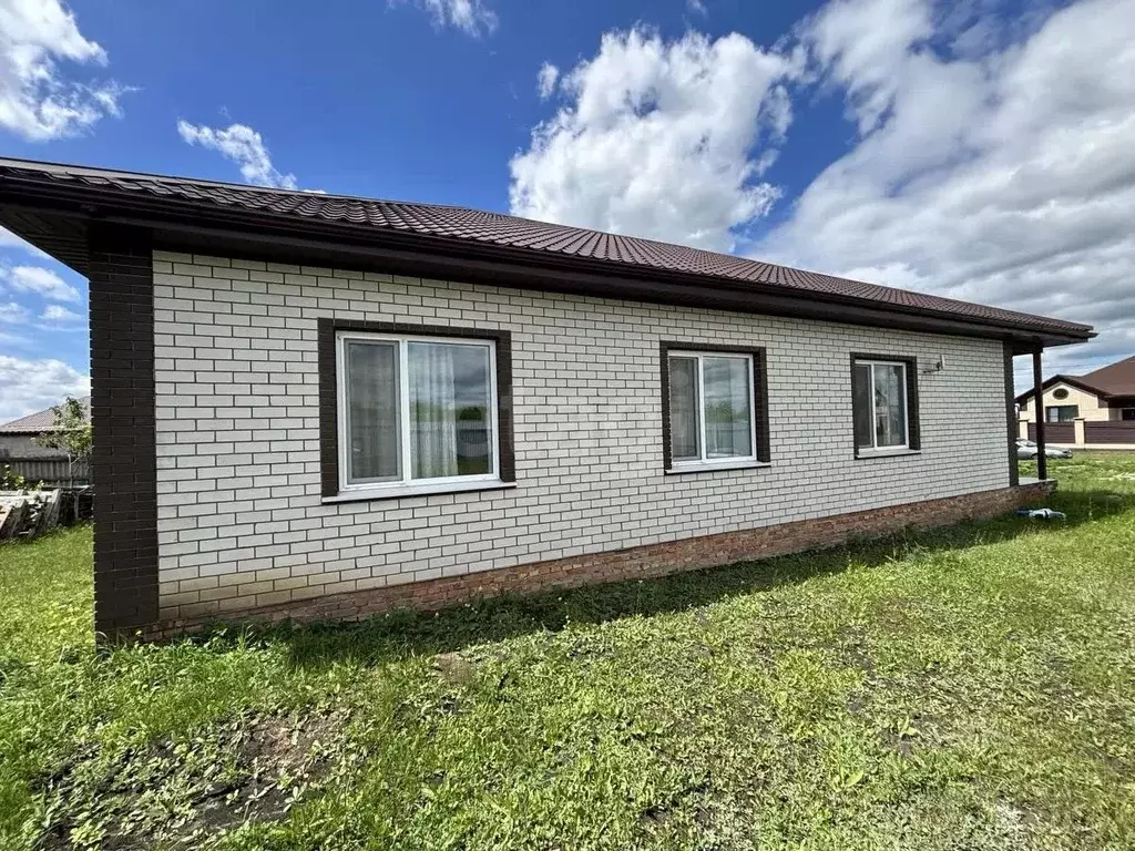 Дом в Белгородская область, Валуйки Центральная ул., 79/6 (124 м) - Фото 1
