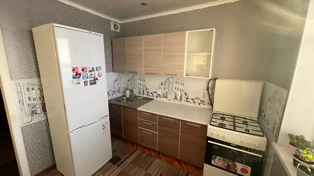 1-к кв. Белгородская область, Губкин Преображенская ул., 12 (33.6 м) - Фото 2