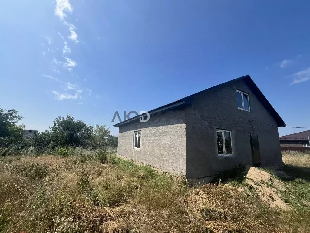 Дом в Саратовская область, Энгельс муниципальное образование, ... - Фото 1