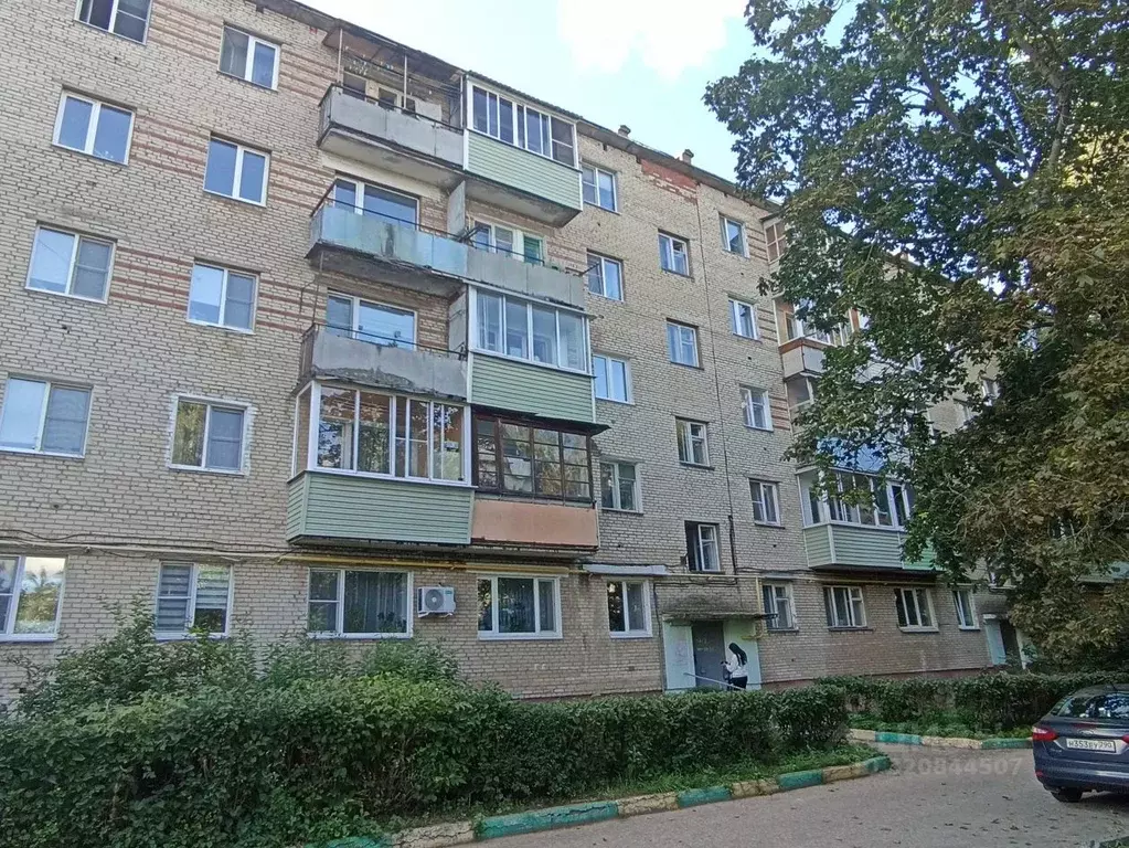 3-к кв. Московская область, Серпухов Октябрьская ул., 28А (61.4 м) - Фото 0
