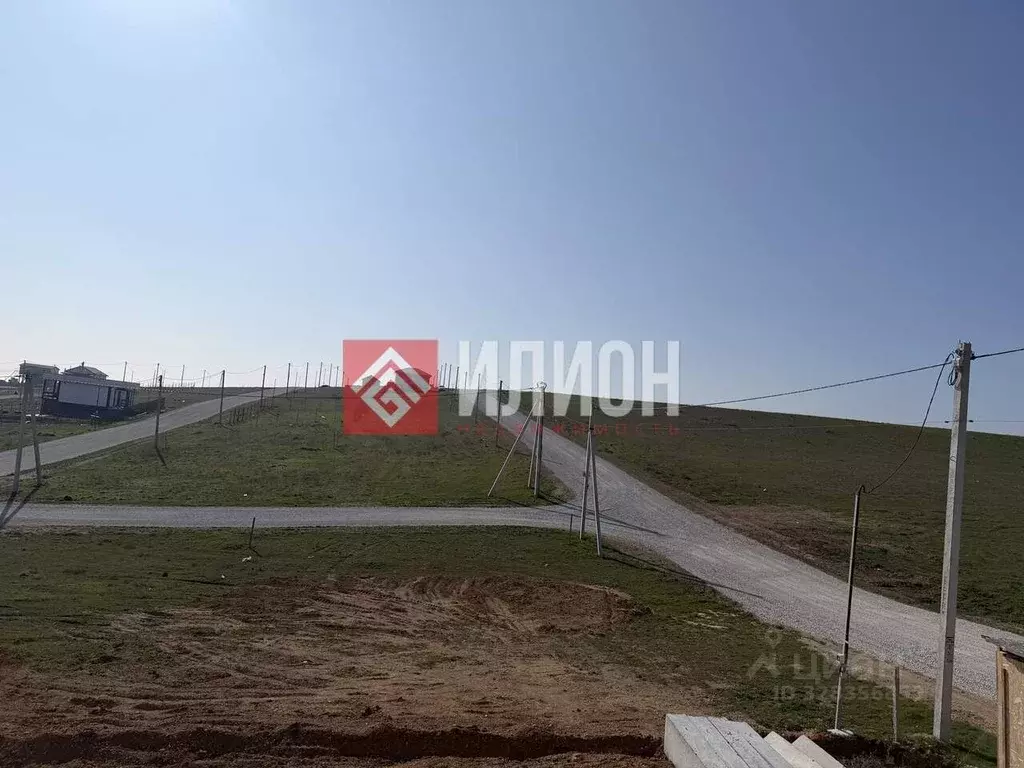 Участок в Севастополь с. Осипенко, ул. Ветеранов (4.0 сот.) - Фото 2