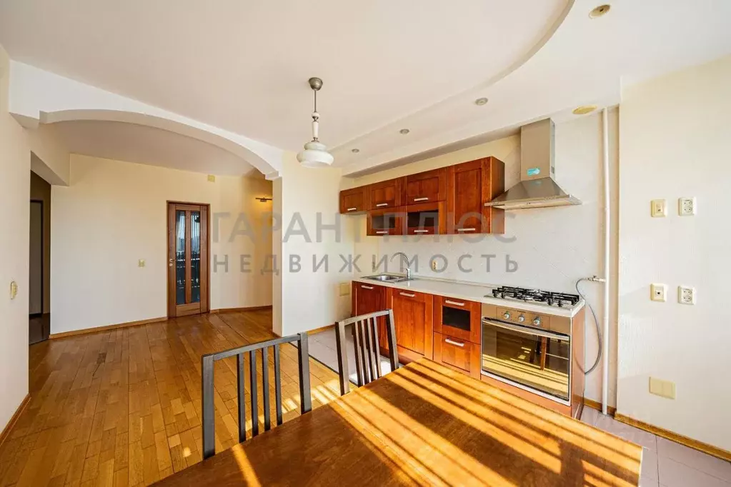 2-к кв. Липецкая область, Липецк Октябрьская ул., 74 (70.0 м) - Фото 0