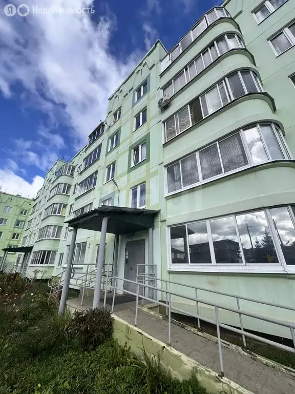 2-комнатная квартира: село Лобаново, улица Культуры, 3 (61 м) - Фото 1