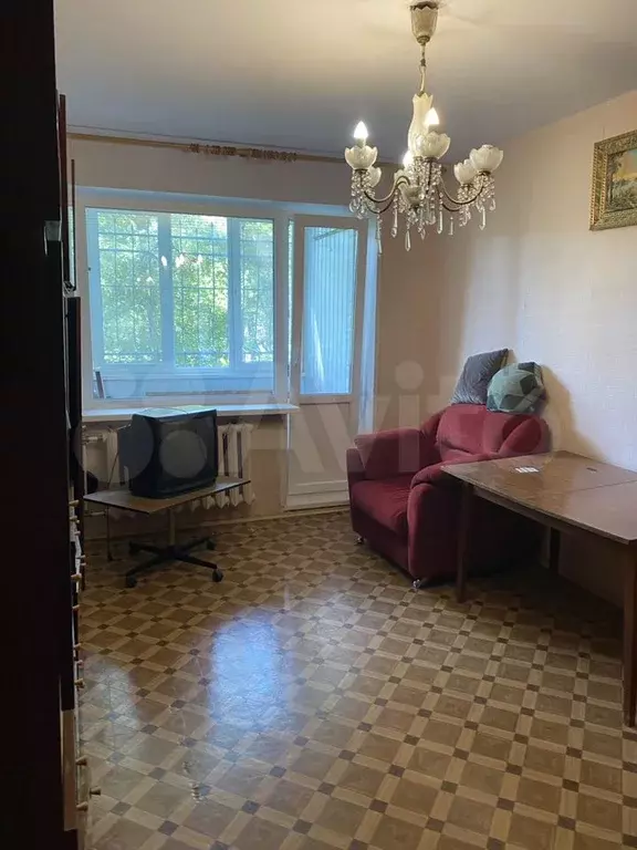 2-к. квартира, 45 м, 1/9 эт. - Фото 1