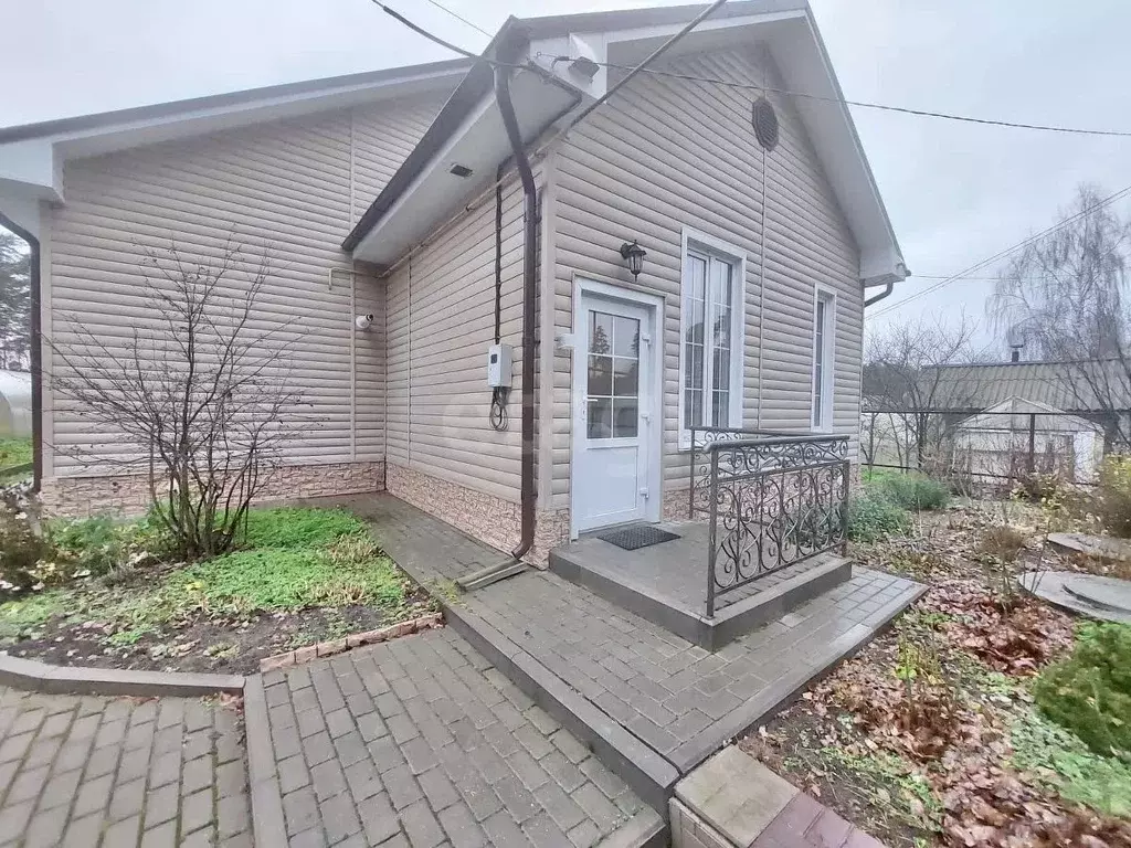 Дом в Мордовия, Ичалковский район, пос. Смольный Школьная ул., 2 (104 ... - Фото 1