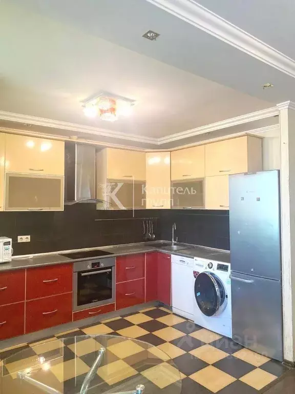 3-к кв. Тюменская область, Тюмень ул. Новоселов, 12к3 (67.6 м) - Фото 2