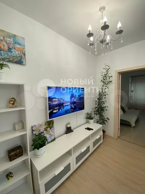 Доля в 2-к. квартире, 60 м, 3/4 эт. - Фото 1