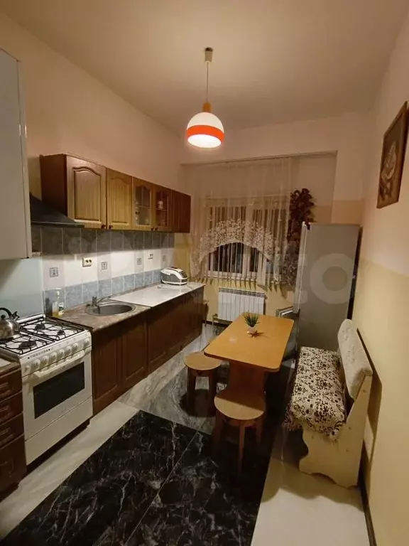 1-к. квартира, 45 м, 5/5 эт. - Фото 1