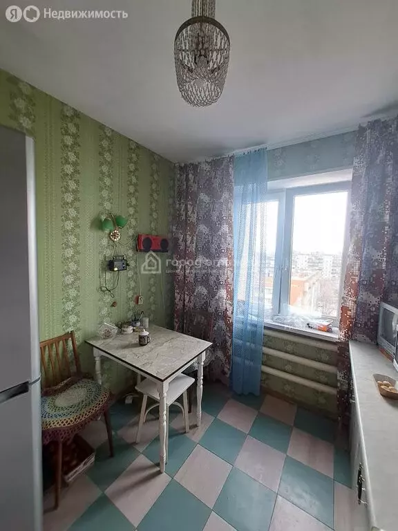 3-комнатная квартира: Челябинск, улица Кузнецова, 15 (66.6 м) - Фото 1