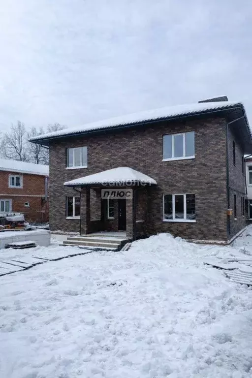 Дом в Чувашия, Чебоксары ул. Лизы Чайкиной, 12 (225 м) - Фото 2