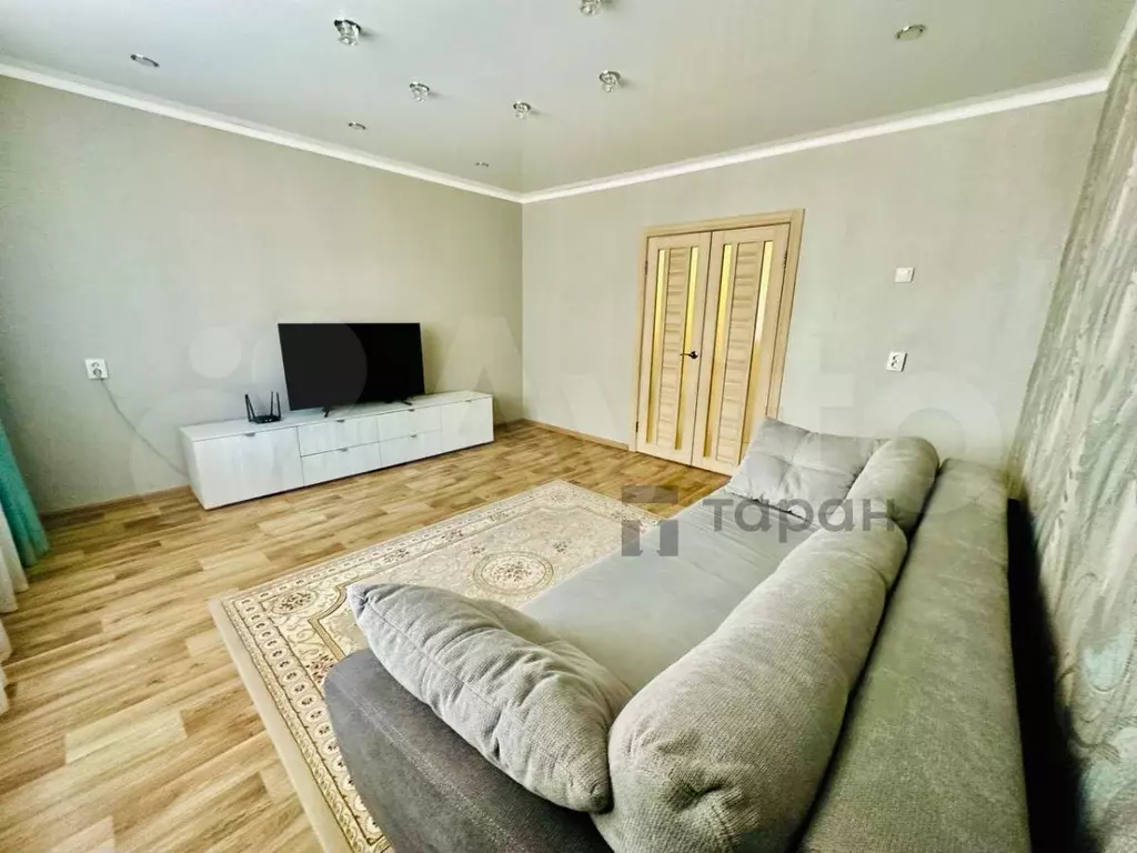 2-к. квартира, 55 м, 2/7 эт. - Фото 1
