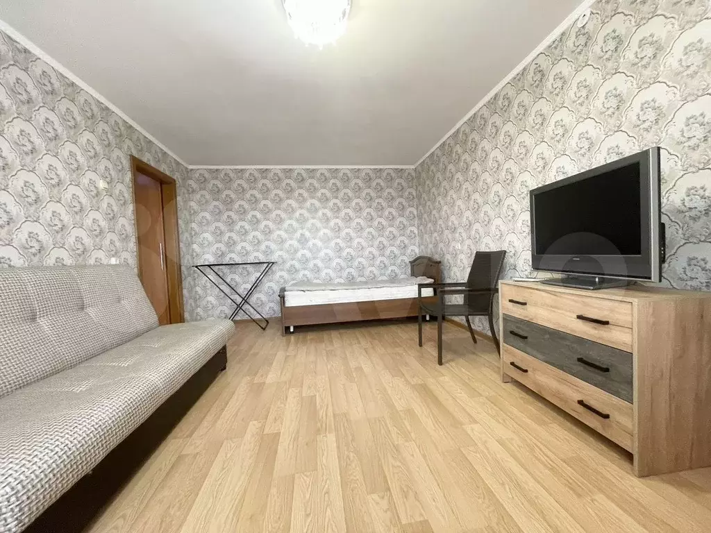 2-к. квартира, 50 м, 5/9 эт. - Фото 1