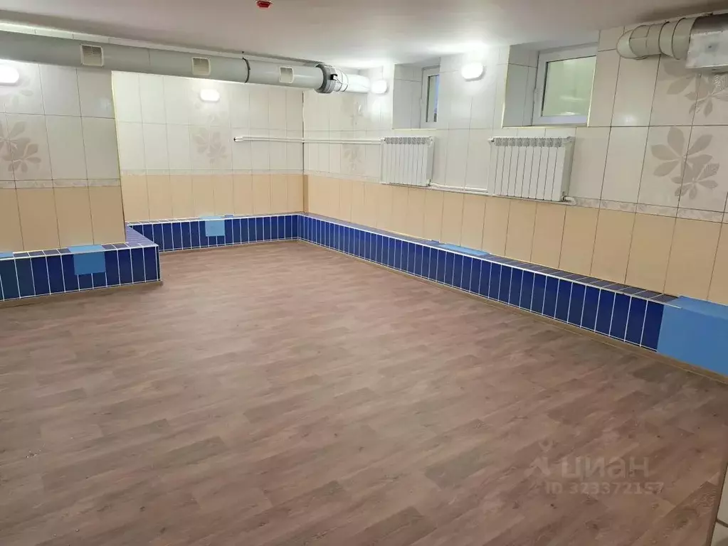 Помещение свободного назначения в Ивановская область, Иваново просп. ... - Фото 1